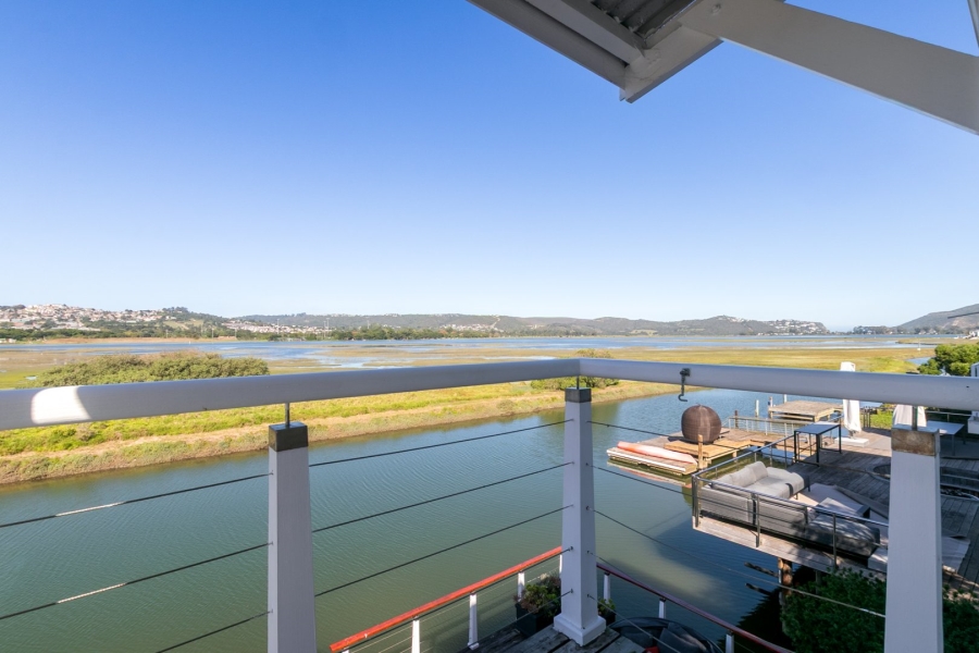 6 Bedroom Property for Sale in Thesen Islands Western Cape